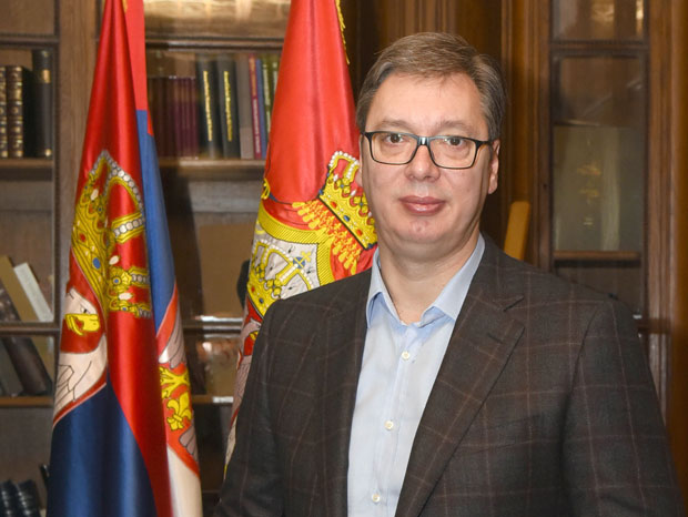 ВУЧИЋЕВА ПОРУКА ОДБОЈКАШИМА: Ваше злато обасјало целу Србију